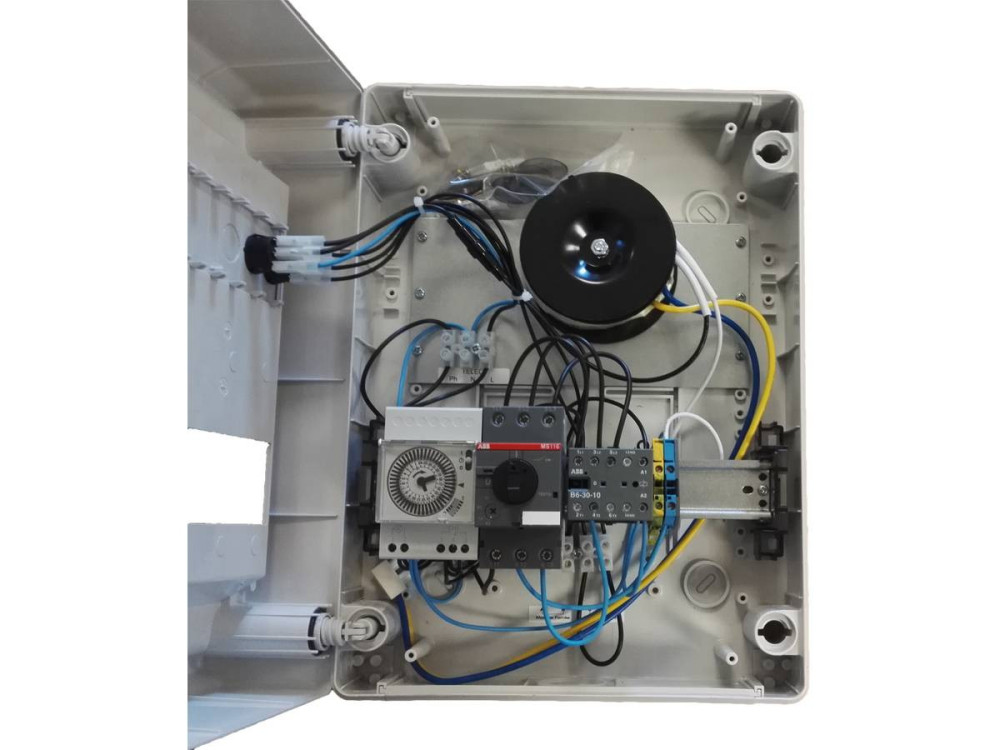 Quadro elettrico di controllo filtrazione "Panorama" - 1 pompa - 2 faretti 600 VA - 1 pompa per pompa booster - 15 x 28 x 39 cm