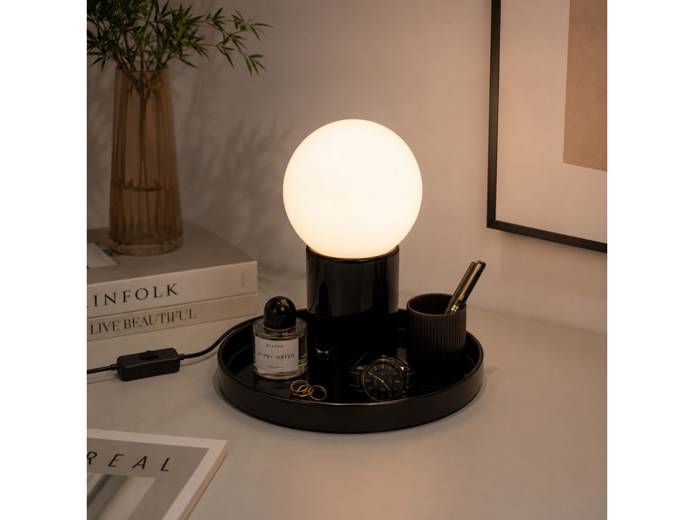 Lampada da tavolo in metallo "Tray" - 20 x 20 x 17 cm - Nera