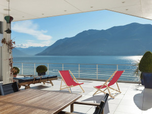 Set di 2 sedie a sdraio in legno "Chilienne" - 107 x 56,5 x 81 cm - Rosso 2