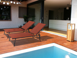 Set di 2 lettini prendisole in metallo "Sublima" - 180 x 54 x 104 cm - Terracotta 2
