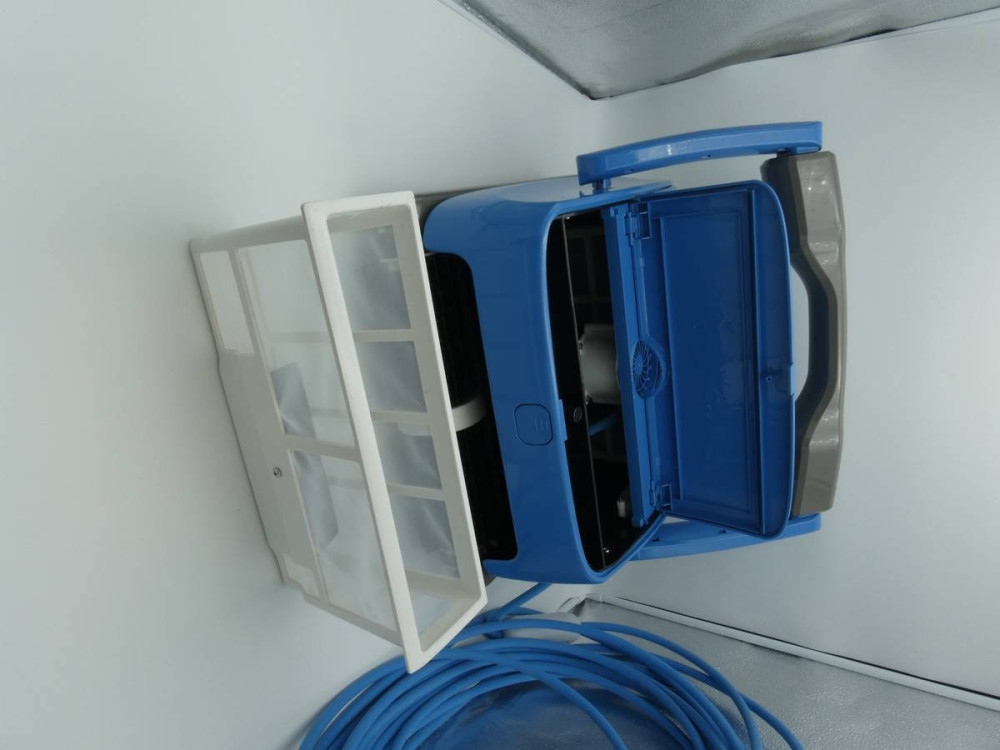 Pulitore elettrico per piscine "ORCA 300